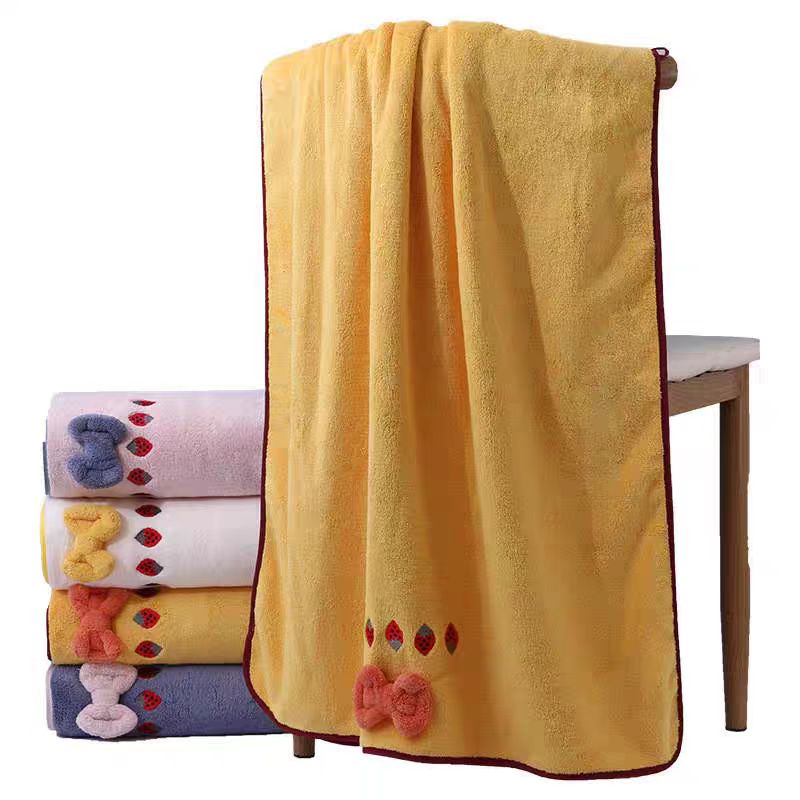 Embroidery Towel - 310g New coral fleece strawberry embroidery