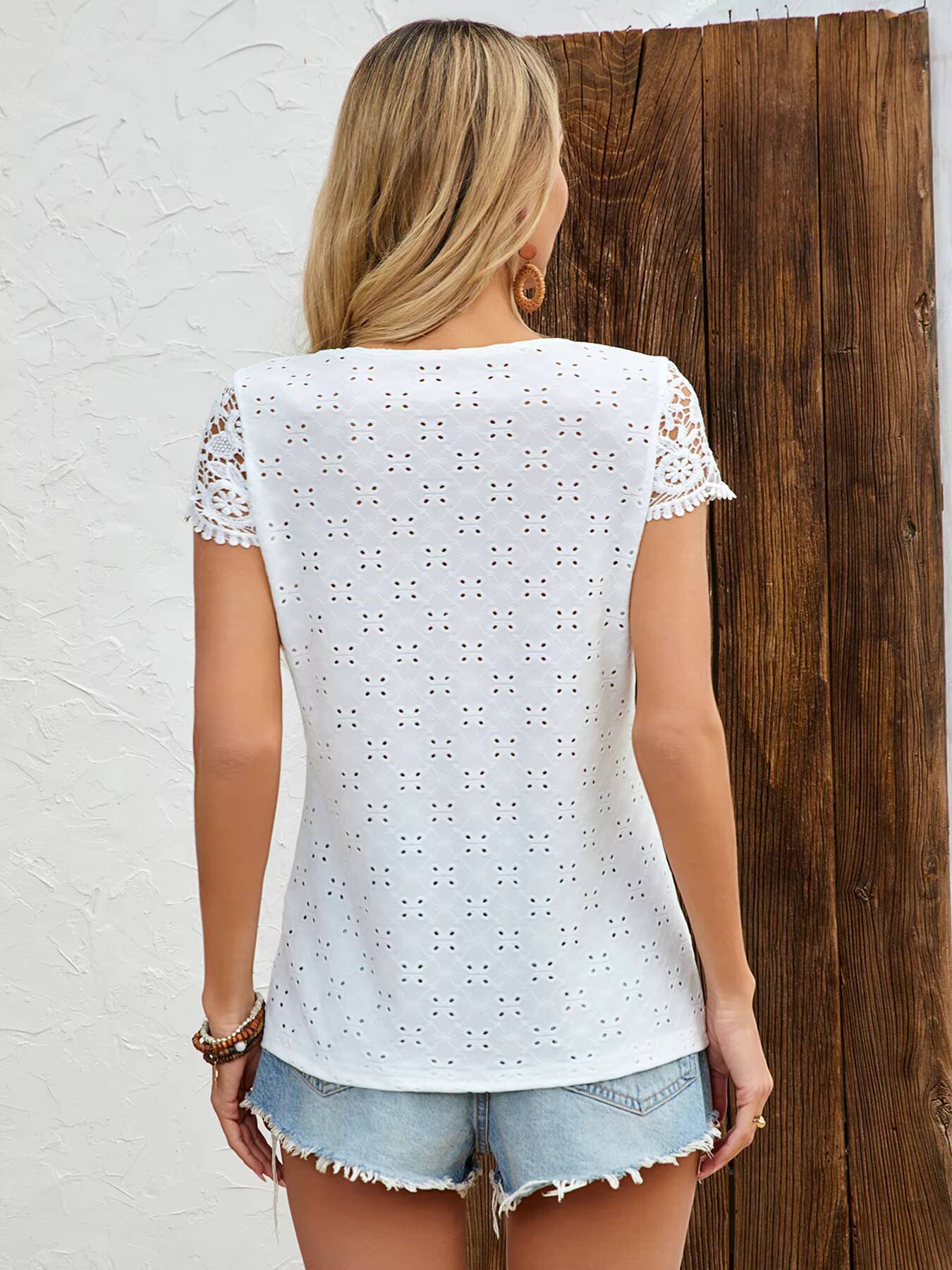 Women's T-Shirt Spring Summer  - Embroidery Eyelet 评论和价格