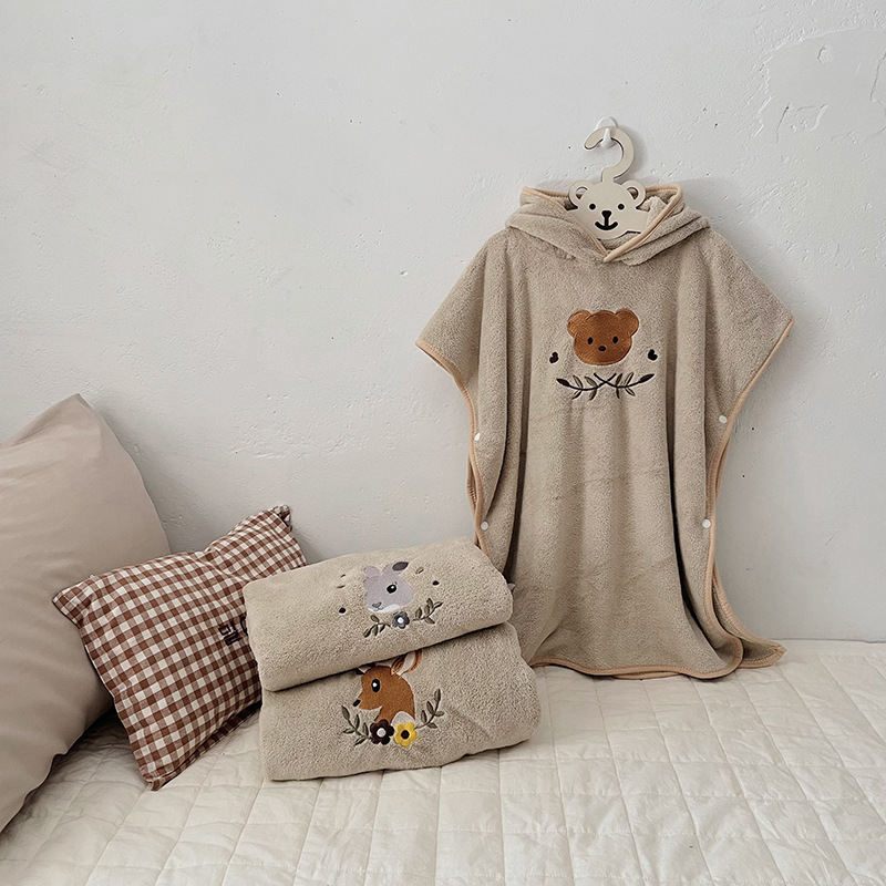 Children's Coral Fleece Cloaks - Embroidery Towel 评论和价格