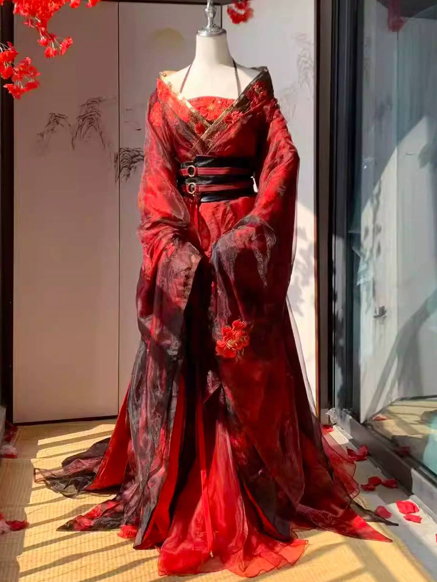 New Datura Red Hanfu Women Anc - Embroidery Red 评论和价格