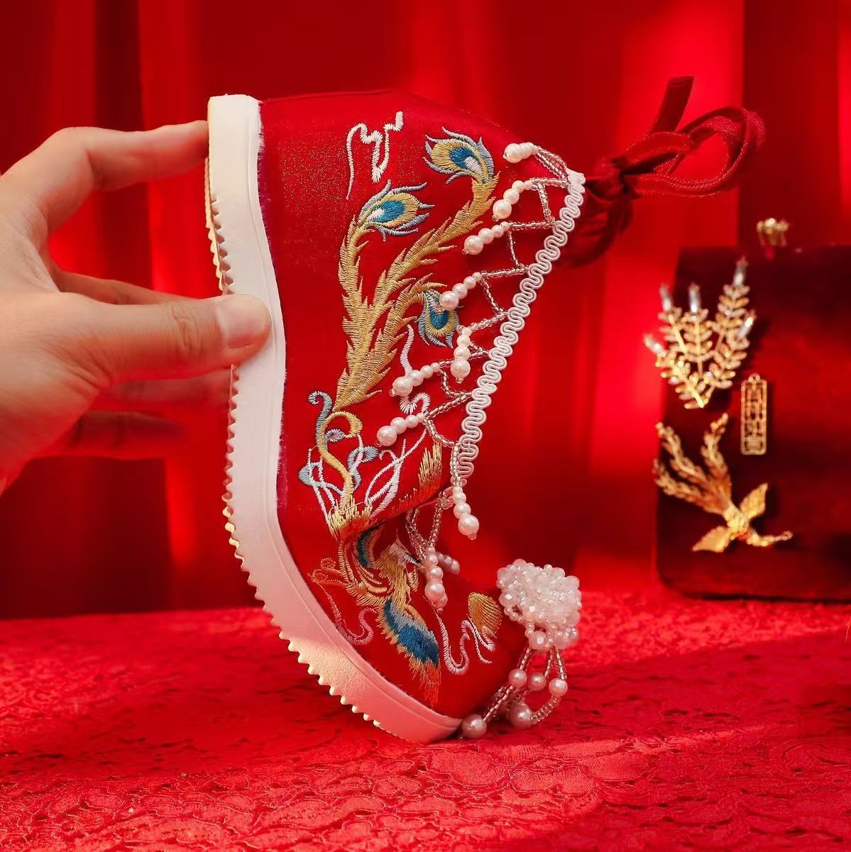Women New Red Embroidered Wedd - Embroidery Red 评论和价格