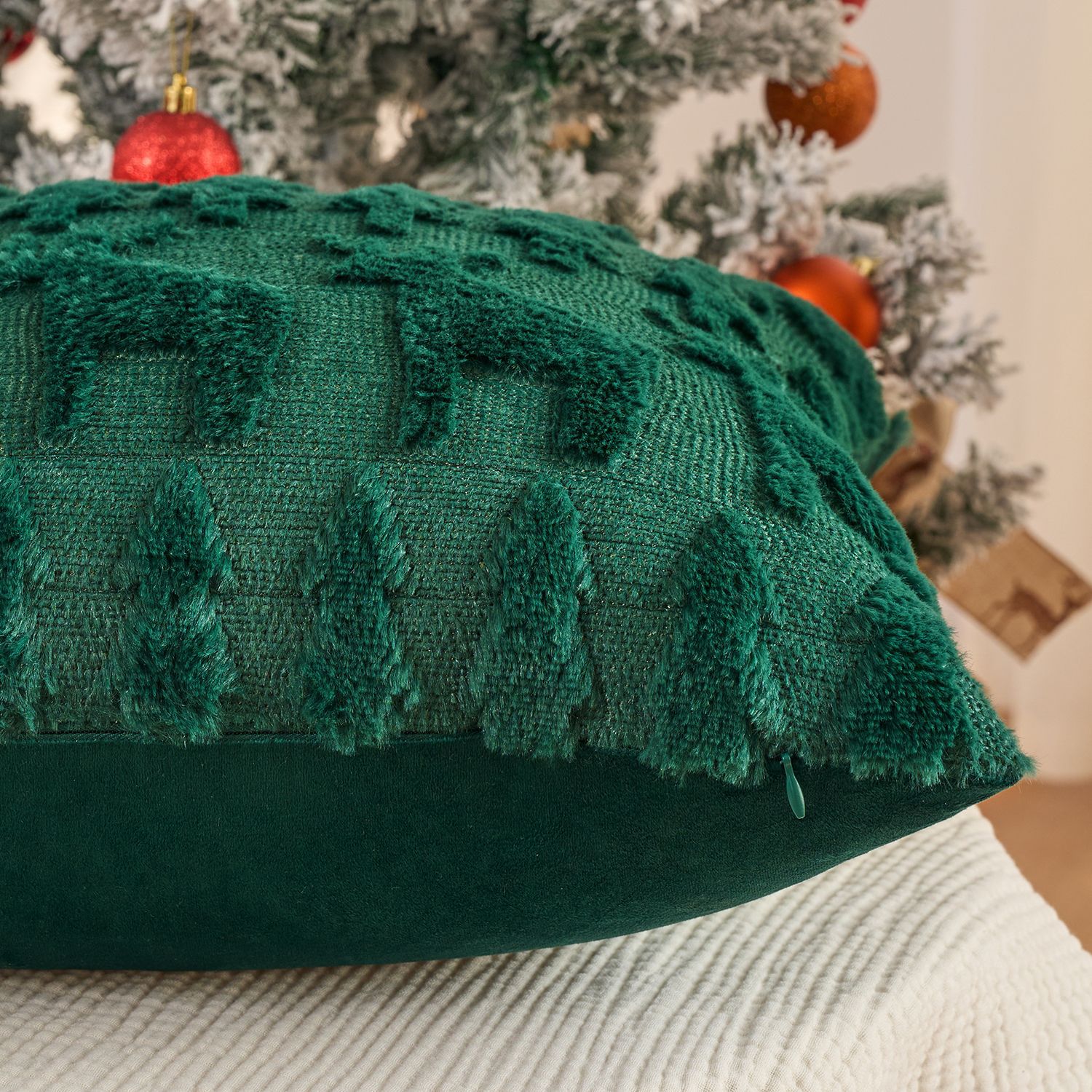 Christmas Plush Pillow Cover S - Embroidery Xmas Tree 评论和价格
